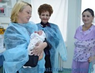 „Salvati Copiii” salveaza 15 maternitati si sectii de nou nascuti