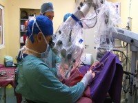 Cel mai subtire implant cohlear din lume, montat cu succes pentru prima data in Romania