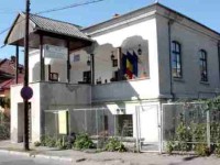 REPORTAJUL DE DUMINICA: Cea mai veche casa din Buzau si povestea unei colectii in care se ascunde un tezaur
