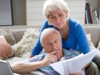 Pensii, indemnizatii de insotitor si ajutoare de deces mai mari