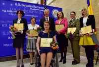 Sase romance „curajoase”, premiate de Ambasada SUA la Bucuresti