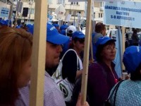 Peste 100 de medici protesteaza la portile Ministerului Sanatatii