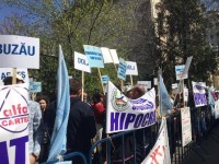 Medicii buzoieni, protest la Ministerul Muncii
