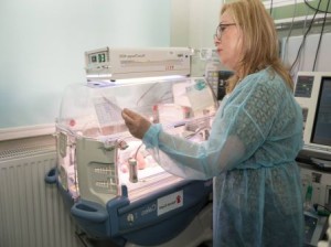 Un nou incubator performant pentru Maternitatea Giulesti