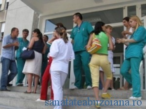 REZIDENTIAT 2017: Viitorii medici, tinuti in sah de Ministerul Sanatatii