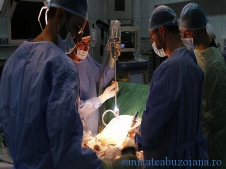 Spitalul Ponderas investeşte 3 mil. euro în achiziţia de roboţi chirurgicali