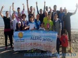 Mobilizare de forte la malul marii, in sprijinul copiilor cu autism