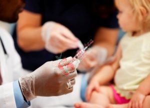 Ministerul Sanatatii a achizitionat 477.000 de doze de vaccin pneumococic conjugat