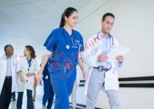 Colegiul Medicilor și organizațiile de pacienți susțin dreptul medicilor de a profesa și la stat și la privat