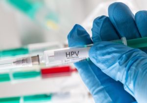 Tot mai mulți români, convinși de importața și eficiența vaccinului anti HPV