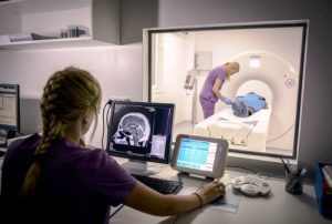 Unul din șase români va suferi un accident vascular cerebral