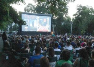 Zilele Filmului Românesc se reiau în Parcul Tineretului, după o săptămână de pauză