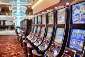 Psihiatrii de la Socola, îngrijorați de amploarea dependenței de jocurile de noroc
