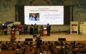 O absolventă a UMFST Târgu Mureș, declarată „Studentul anului în România”