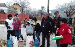 Acțiune umanitară la Năieni, în sprijinul unor familii defavorizate