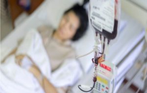 Peste jumătate din pacienții cu afecțiuni hematologice grave așteaptă un înger salvator