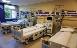 Spitalele care „nu sunt în stare” să facă investiții, pierd banii