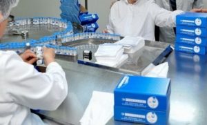 Epidemia de coronavirus riscă să bage în criză industria farmaceutică din România