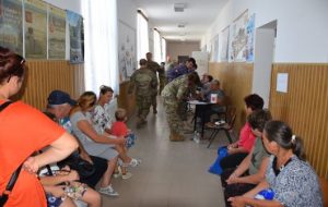 Medici militari români și americani, în misiune umanitară în satele Deltei