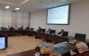Miercuri se votează bugetul județului Buzău. Eficientizarea energetică a secției DV a Spitalului Județean, pe ordinea de zi
