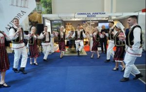 Geoparcul Ţinutul Buzăului, promovat la Târgul Național de Turism al României