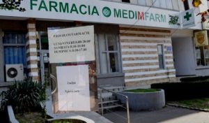 Coronavirusul a închis o farmacie din centrul Buzăului