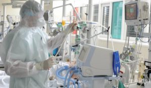 Trei noi ventilatoare primite de SJU Buzău vor salva pacienții aflați la Terapie Intensivă