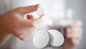 Știi și câștigi sănătate: Aspirina, beneficii și riscuri