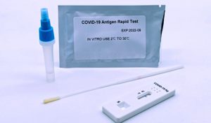 18.000 de teste antigen pentru depistarea infectării copiilor cu coronavirus, distribuite școlilor buzoiene