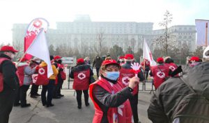 Sanitas și Solidaritatea Sanitară protestează la Parlament, în ziua votării bugetului