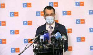 Vlad Voiculescu pune gaz pe foc în scandalul din Coaliție, al cărui pretext este demiterea lui din fruntea Ministerului Sănătății