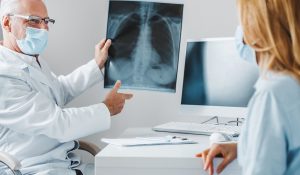 Cancerul pulmonar face ravagii în Vestul țării