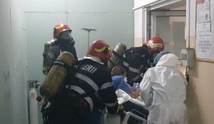 Zece persoane cercetate penal pentru incendiul de la spitalul din Piatra Neamț