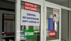 S-au împuținat centrele de vaccinare din Buzău. Două ar putea face și testări COVID