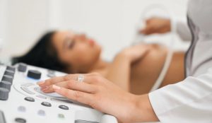 Ecografii mamare gratuite efectuate de trei medici râmniceni