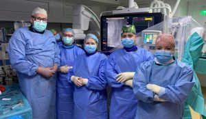 Medicul Victor Costache a realizat o nouă premieră medicală în chirurgia cardiovasculară