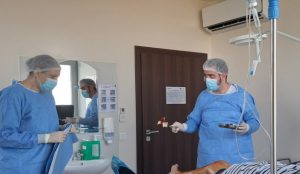 Medicii Raluca Popa și Răzvan Dragoș fac „minuni” pentru pacienții cu varice profunde