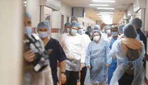 Ministrul Rafila promite accesul mai facil al pacienților români la chirurgia robotică