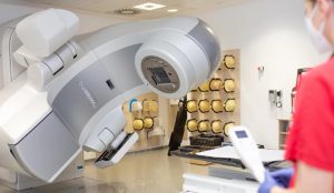 Un spital privat a obținut în instanță decontarea radioterapiei stereotactice în România