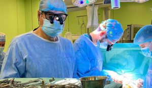 Adolescentă de 14 ani, operată pe cord deschis la Spitalul „Grigore Alexandrescu”