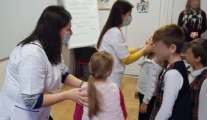 Sute de copii din județul Buzău au început școala cu boli contagioase
