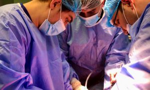 Maraton pentru viață: cinci români au fost salvați prin transplant, în doar 24 de ore