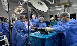 Maraton de transplant: Cinci donatori, o armată de medici și 20 de vieți salvate